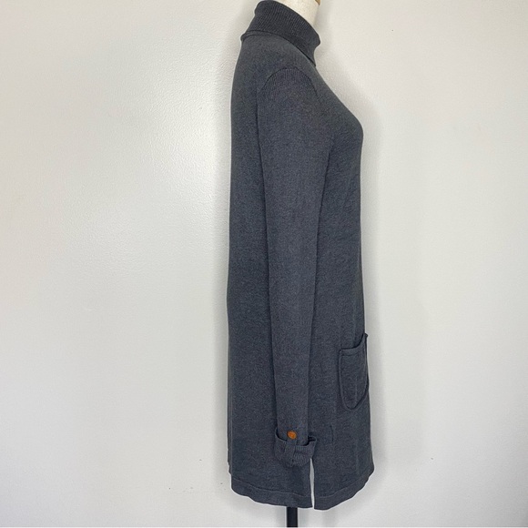 Grey turtleneck sweater dress - Picture 4 of 6